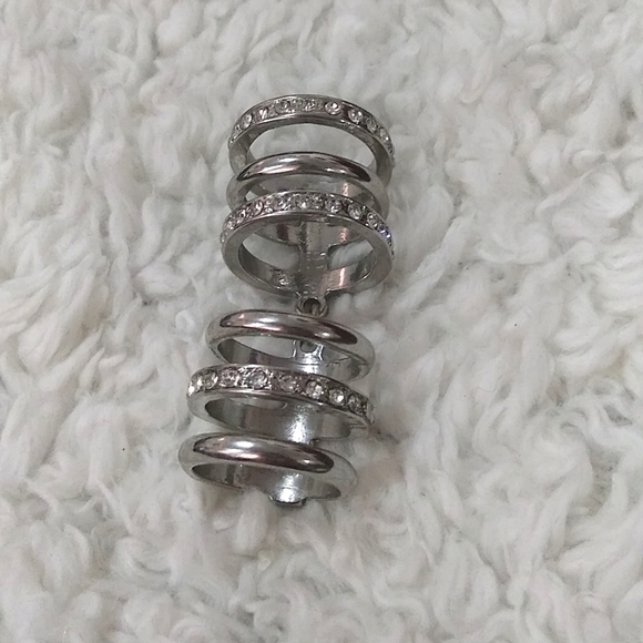 One Finger Sparkle Double Ring - Picture 6 of 6